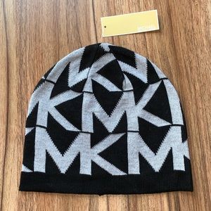 NWT Michael Kors Logo Beanie